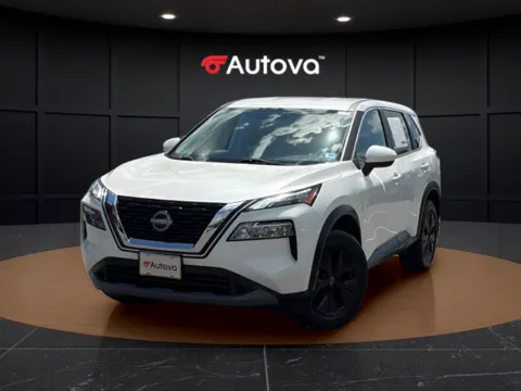 White 2023 Nissan Rogue SV for sale in Madison Heights, VA