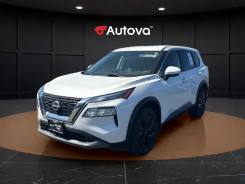 White 2023 Nissan Rogue SV for sale in Madison Heights, VA