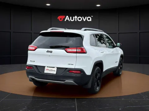 More photos of 2018 Jeep Cherokee Limited at Autova - Madison Heights, VA