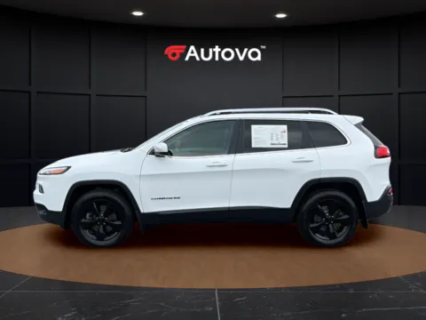 Photos of 2018 Jeep Cherokee Limited for sale in Madison Heights, VA at Autova