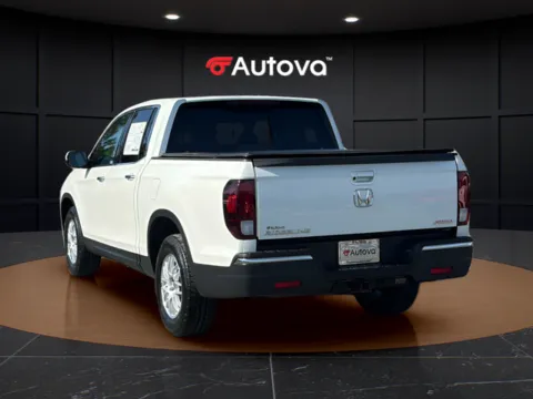 Another view of 2019 Honda Ridgeline RTL-E for sale in Madison Heights, VA at Autova
