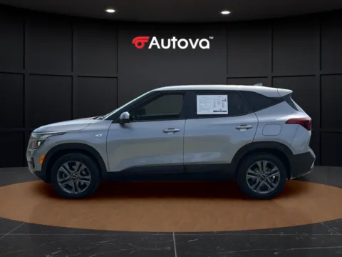 Photos of 2023 Kia Seltos LX for sale in Madison Heights, VA at Autova