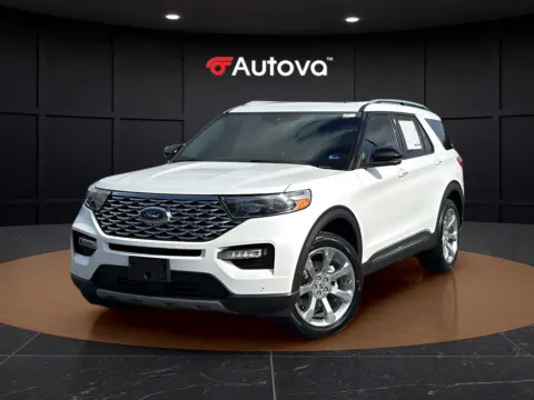 White 2020 Ford Explorer Platinum for sale in Madison Heights, VA