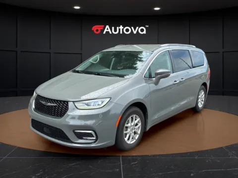Gray 2021 Chrysler Pacifica Touring L for sale in Madison Heights, VA