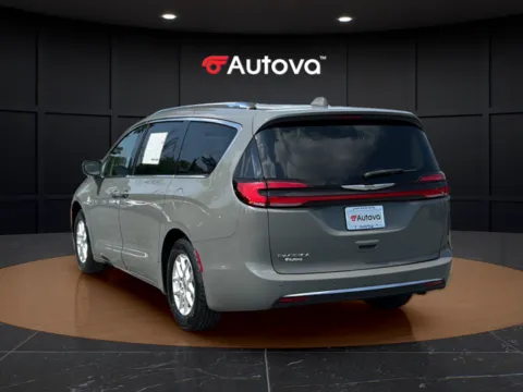 Another view of 2021 Chrysler Pacifica Touring L for sale in Madison Heights, VA at Autova