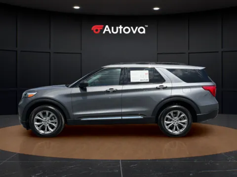 Photos of 2023 Ford Explorer XLT for sale in Madison Heights, VA at Autova