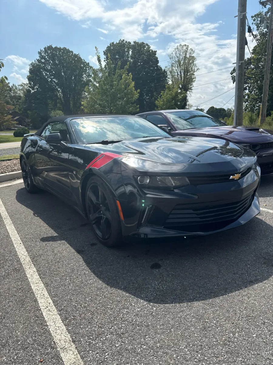 Chevrolet Camaro photo 3