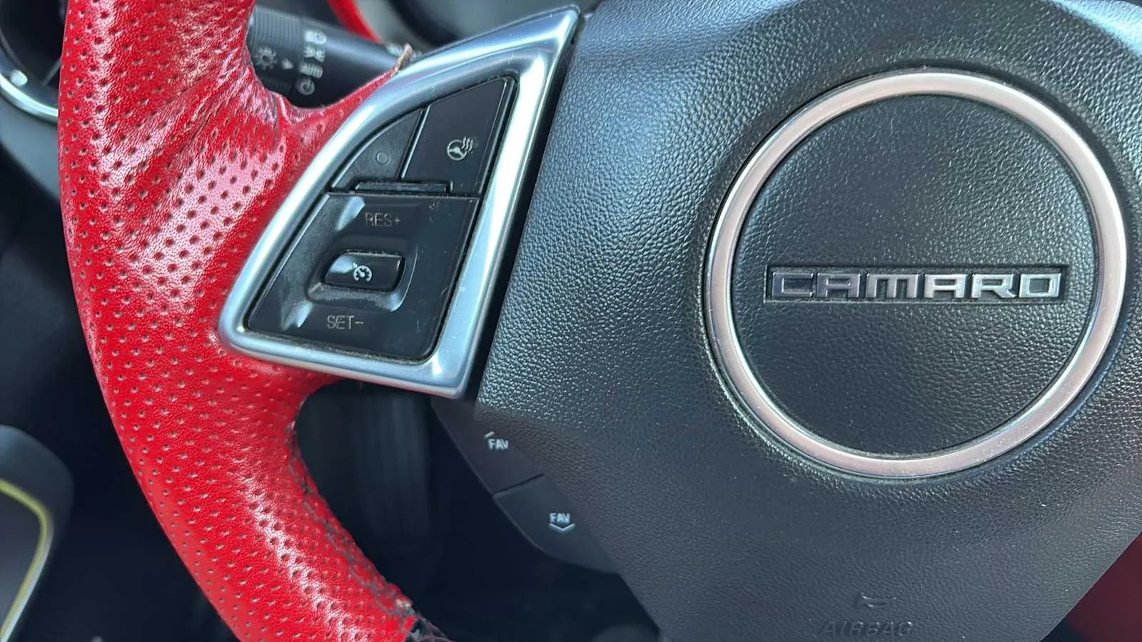 Chevrolet Camaro photo 15