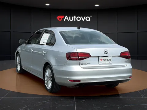 Another view of 2016 Volkswagen Jetta 1.8T SEL for sale in Madison Heights, VA at Autova