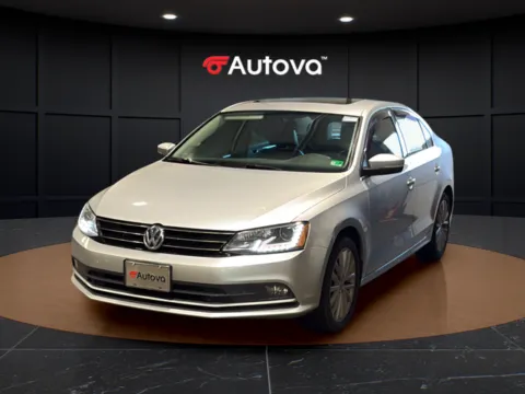 Silver 2016 Volkswagen Jetta 1.8T SEL for sale in Madison Heights, VA