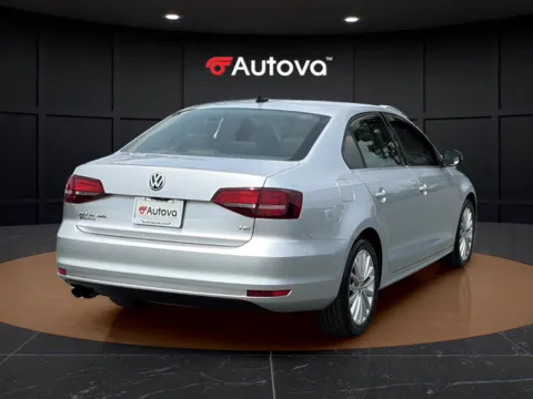 More photos of 2016 Volkswagen Jetta 1.8T SEL at Autova, VA