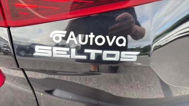 2023 Kia Seltos S - Photo 30