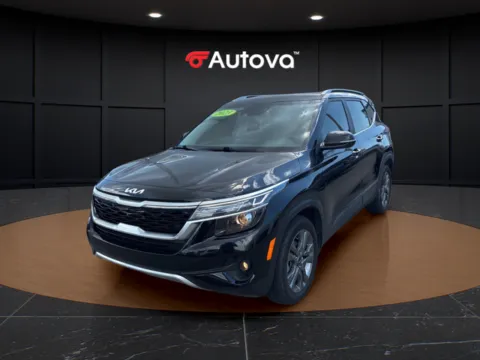 Black 2023 Kia Seltos S for sale in Madison Heights, VA