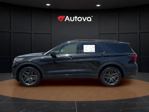 Photos of 2025 Ford Explorer ST-Line for sale in Madison Heights, VA at Autova - Madison Heights