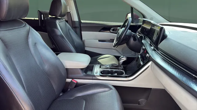 Kia Carnival photo 25