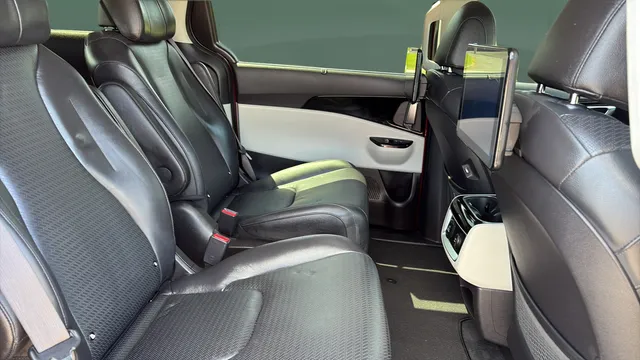 Kia Carnival photo 22