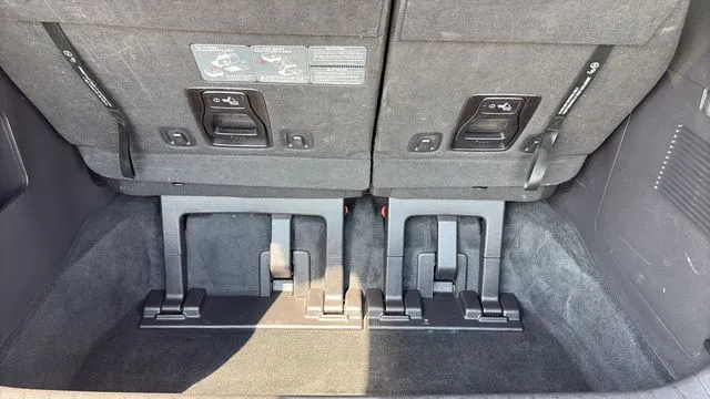 Kia Carnival photo 21