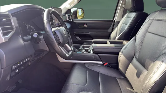 2023 Toyota Tundra Limited - Photo 17