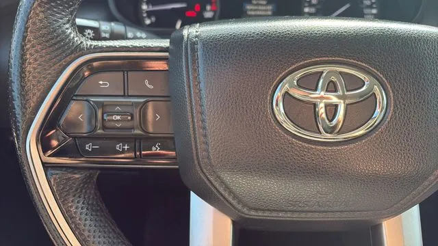 2023 Toyota Tundra Limited - Photo 9