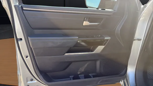 2023 Toyota Tundra Limited - Photo 16