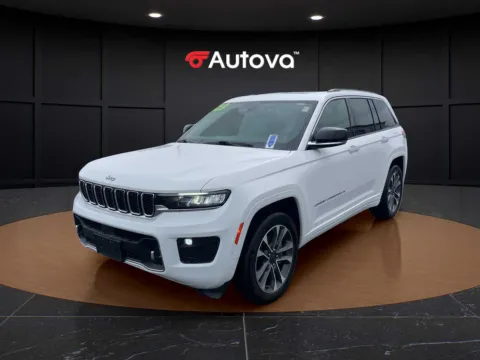 White 2023 Jeep Grand Cherokee Overland for sale in Madison Heights, VA