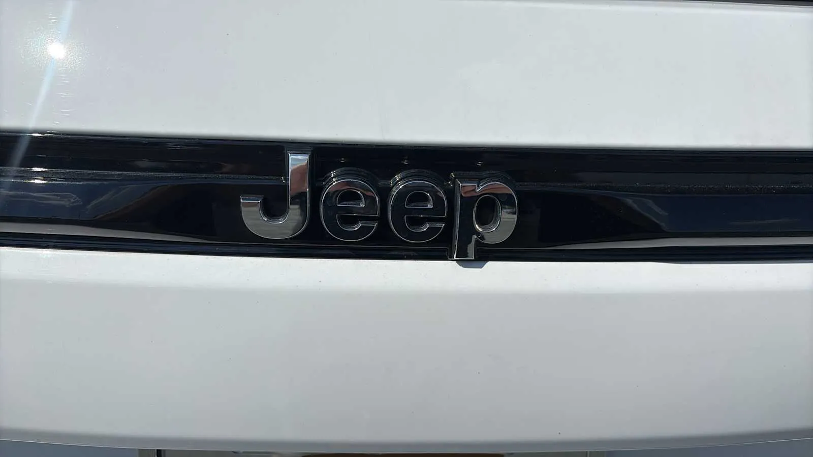 2023 Jeep Grand Cherokee Overland - Photo 12