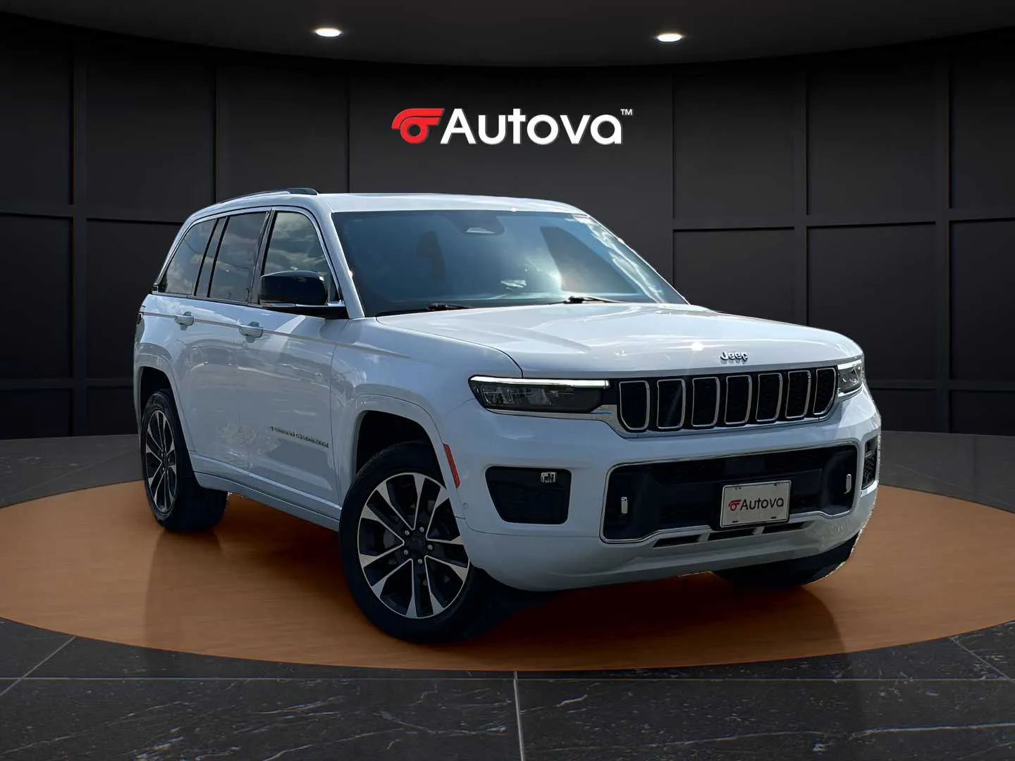 2023 Jeep Grand Cherokee Overland - Photo 7