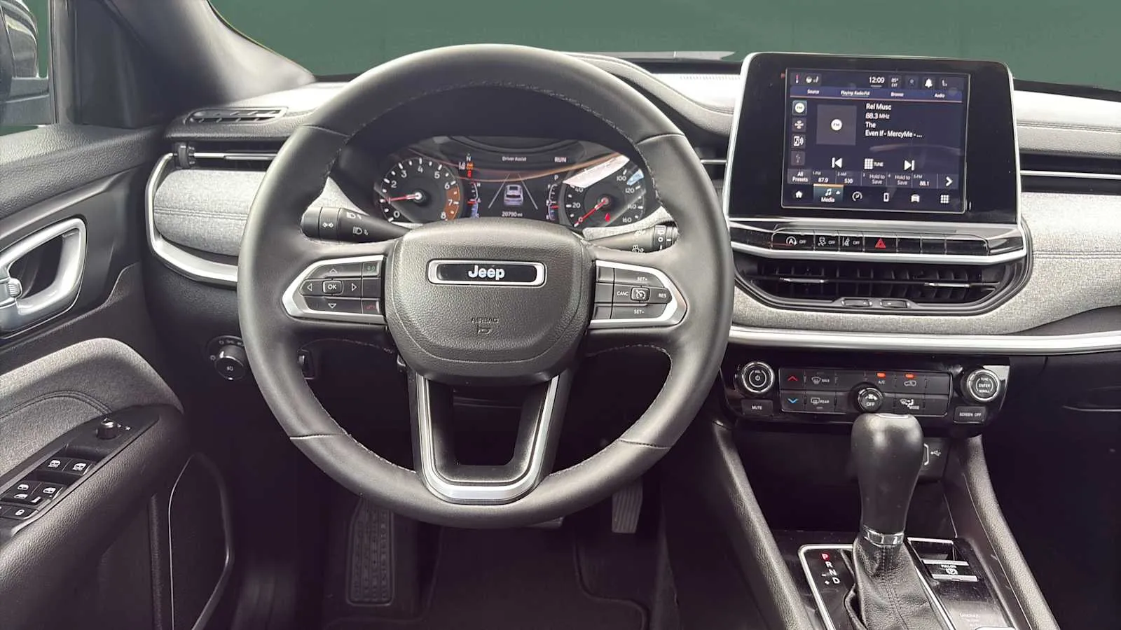 Jeep Compass photo 20