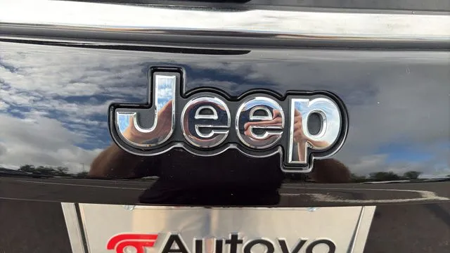 2025 Jeep Compass Latitude - Photo 29