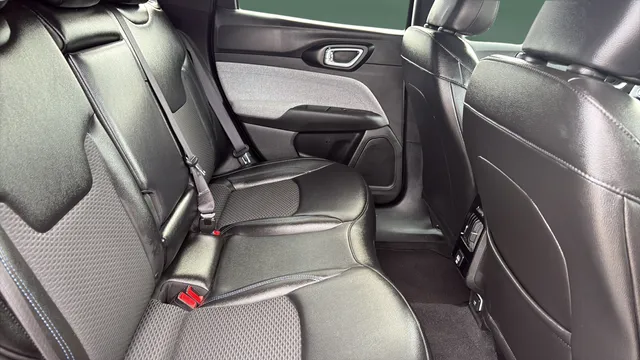 2025 Jeep Compass Latitude - Photo 22