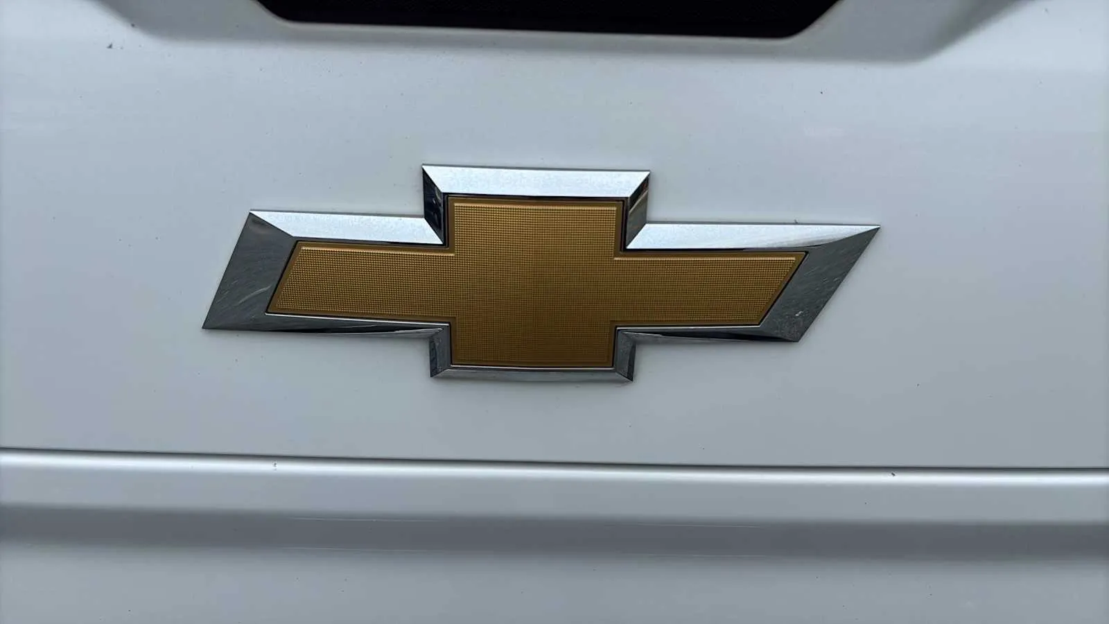 Chevrolet Silverado photo 30