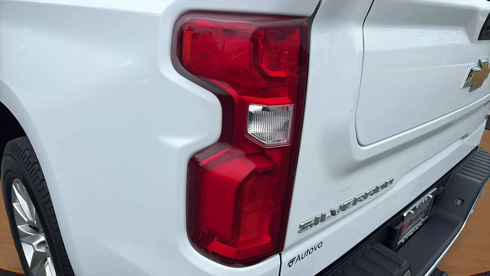 Chevrolet Silverado photo 29