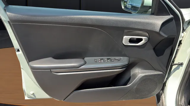 Kia K4 photo 21
