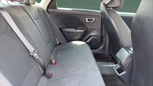 Kia K4 photo 27