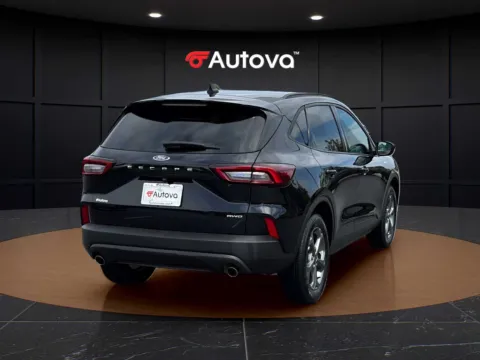 More photos of 2025 Ford Escape ST-Line at Autova - Madison Heights, VA