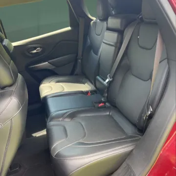 More photos of 2019 Jeep Cherokee Limited at Autova - Madison Heights, VA
