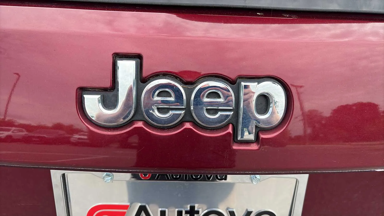 Jeep Grand Cherokee photo 12