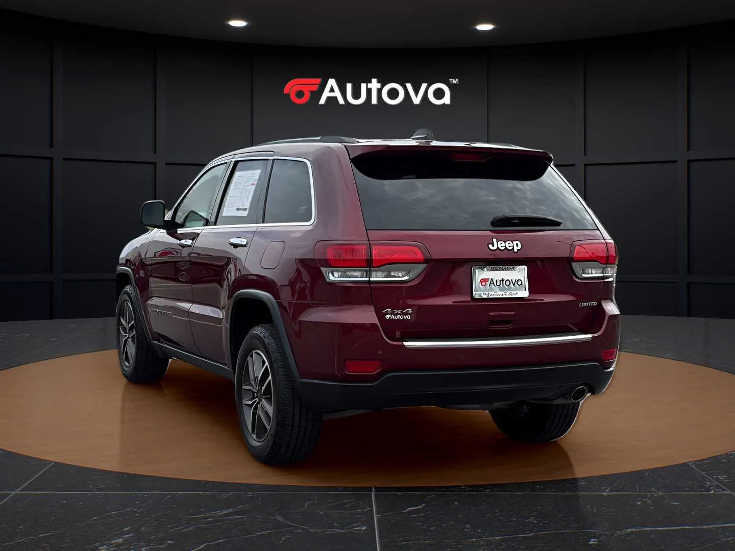 Jeep Grand Cherokee photo 3