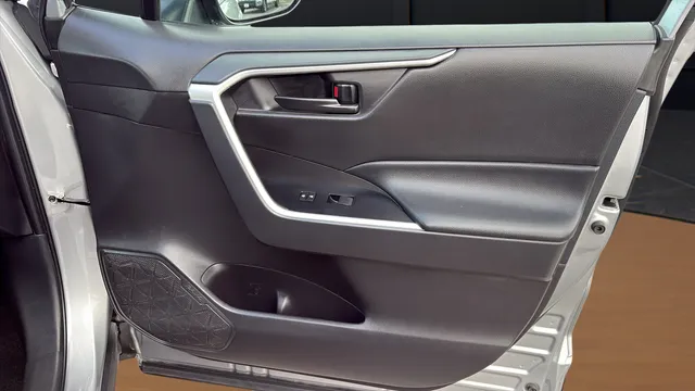 Toyota RAV4 photo 23
