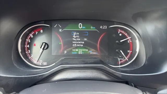 Toyota RAV4 photo 11