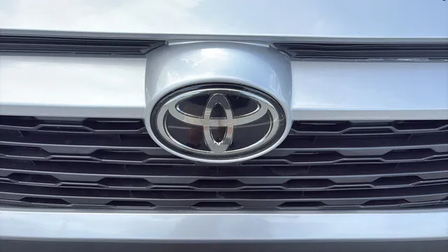 Toyota RAV4 photo 27