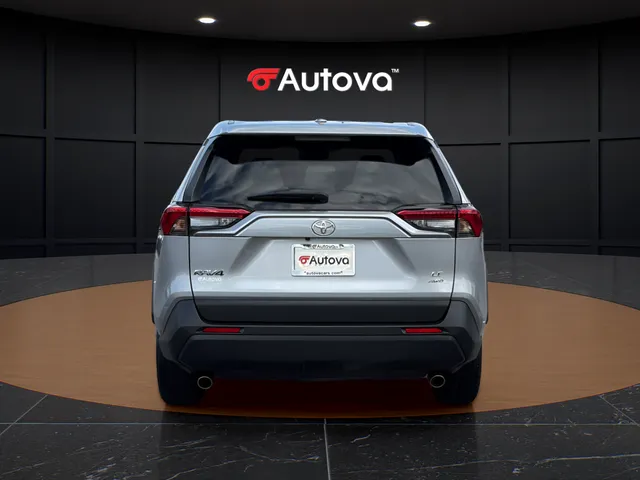 Toyota RAV4 photo 4