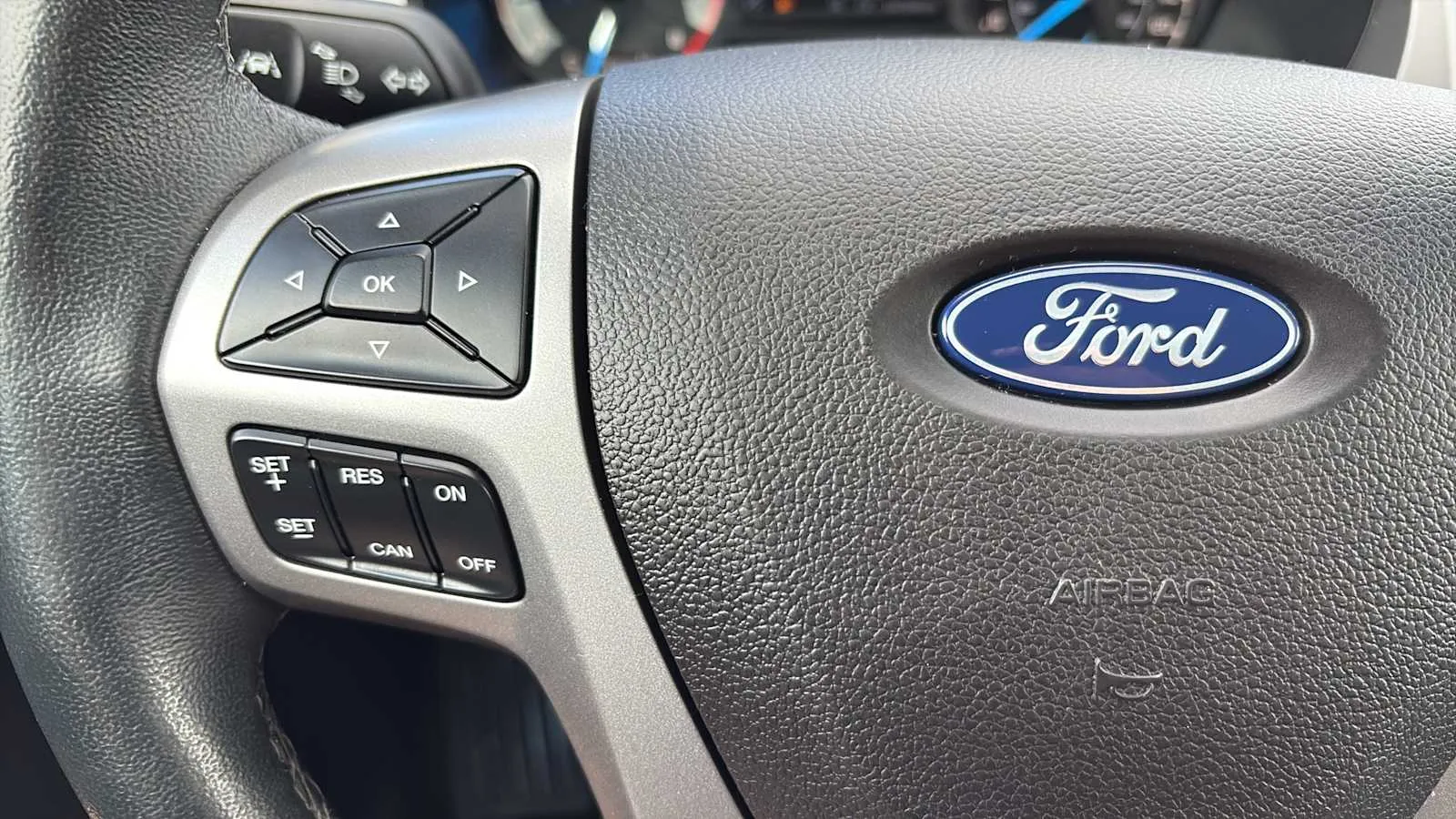 Ford Ranger photo 14