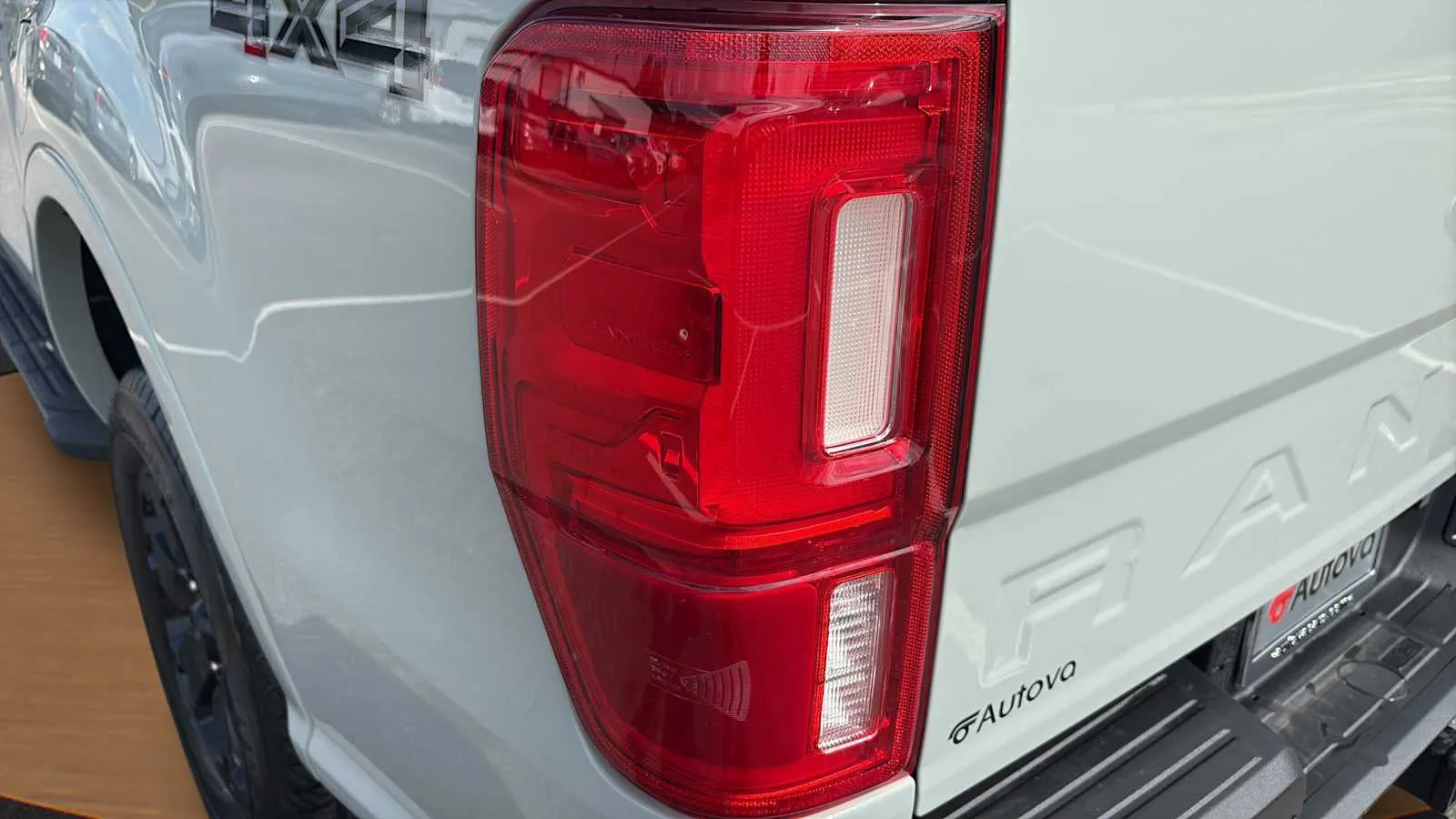 Ford Ranger photo 11