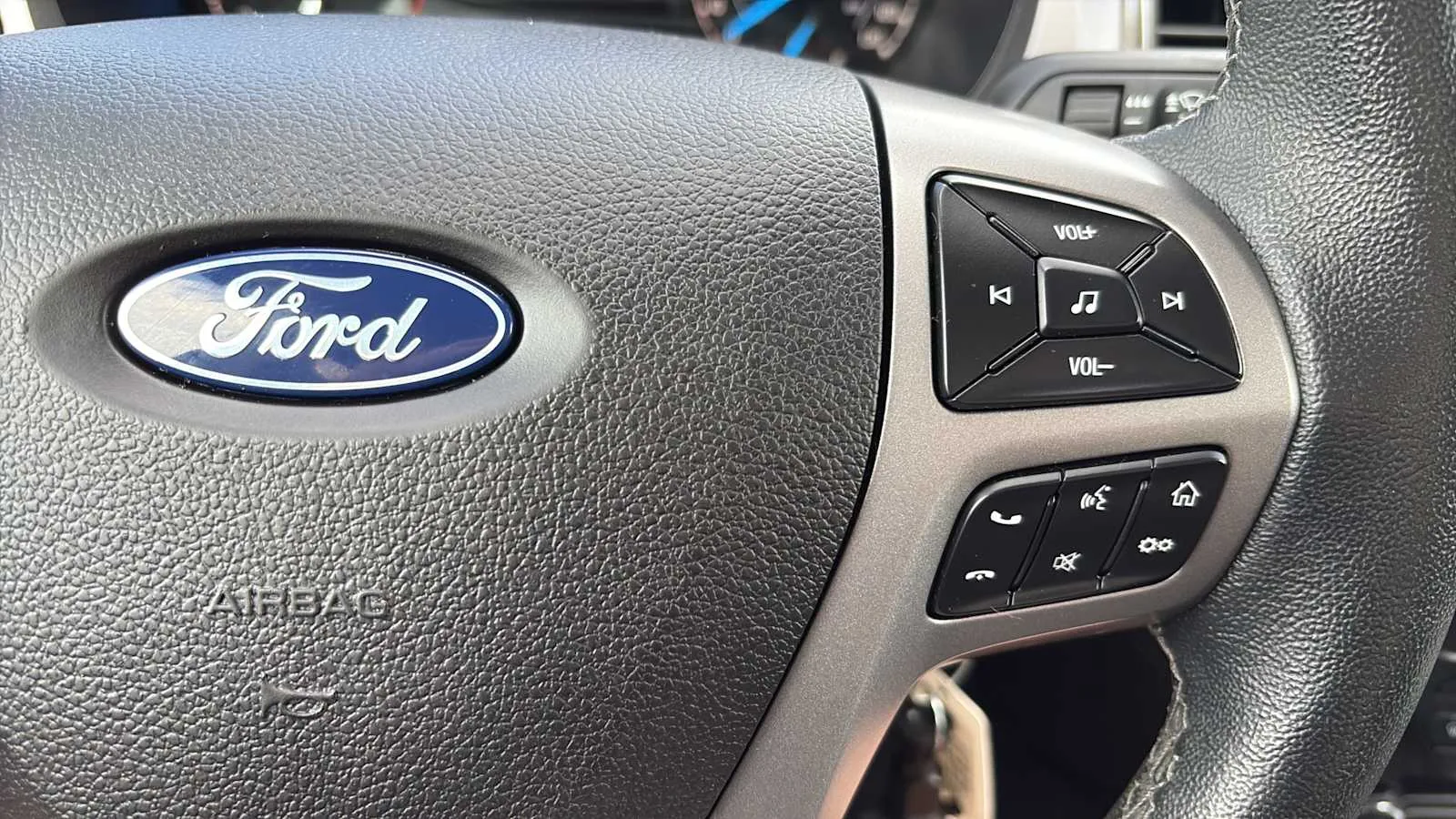 Ford Ranger photo 15