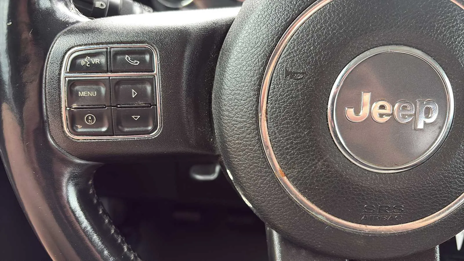 Jeep Wrangler photo 9