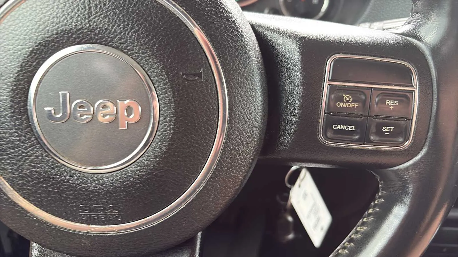 Jeep Wrangler photo 10