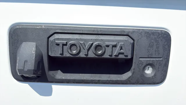 Toyota Tundra photo 29