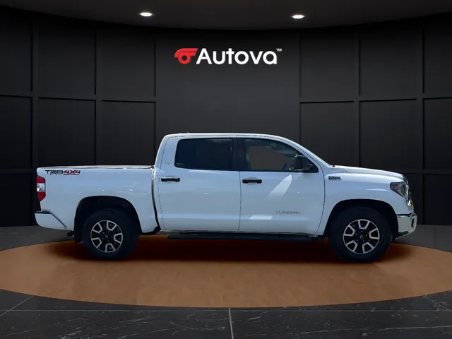 Toyota Tundra photo 6