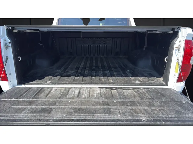 Toyota Tundra photo 21